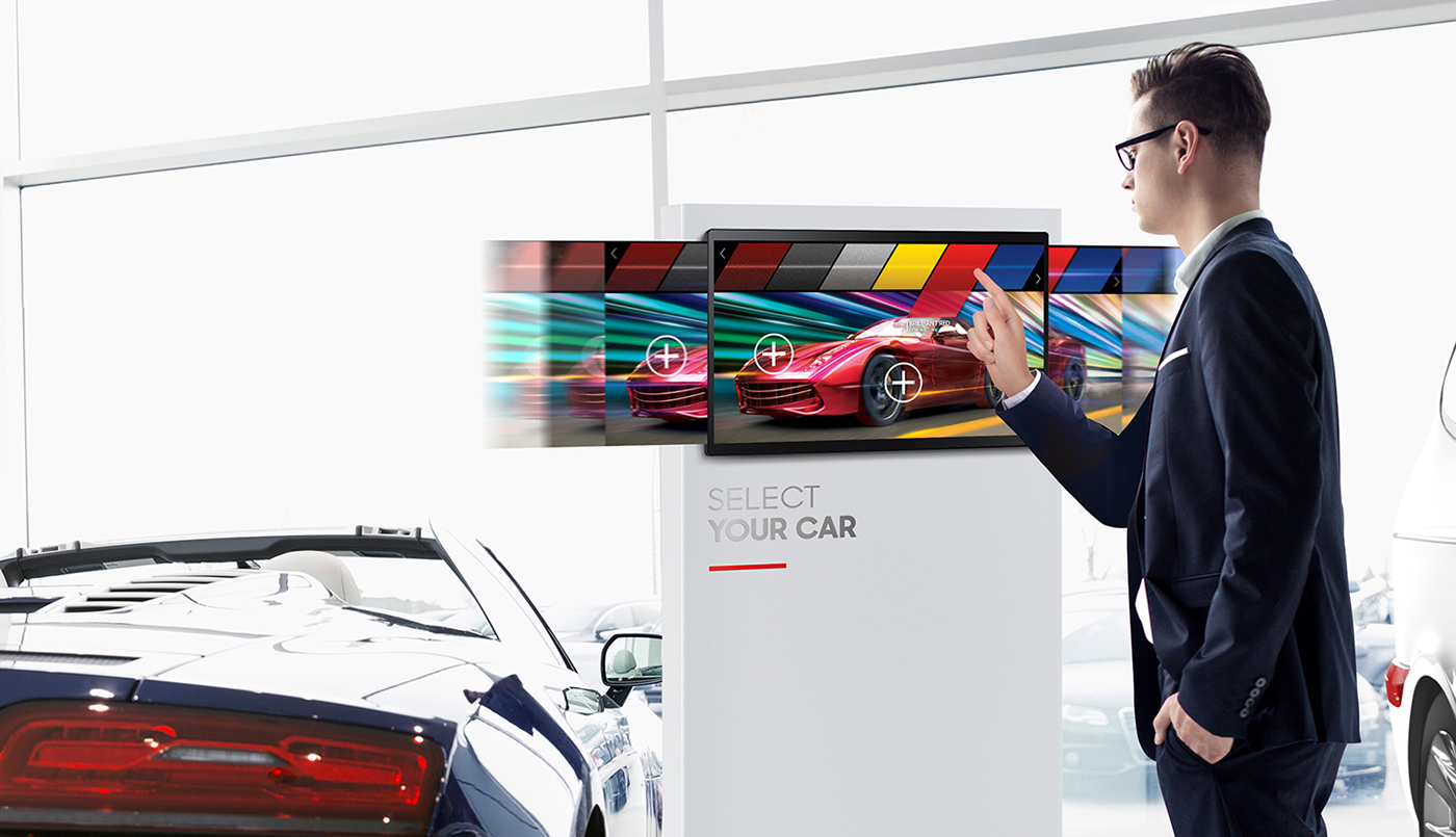 Smart signage display touch in un autosalone