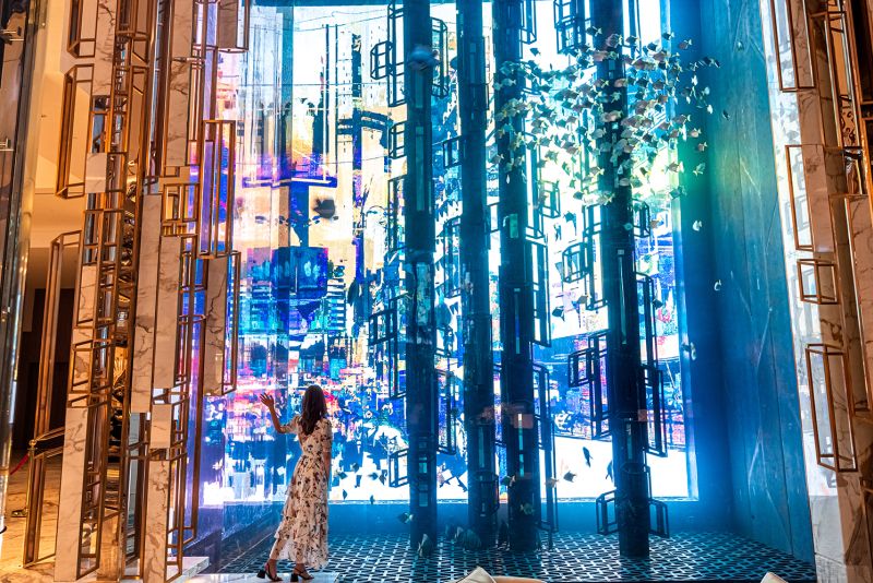 Ledwall Samsung nella hall di un hotel