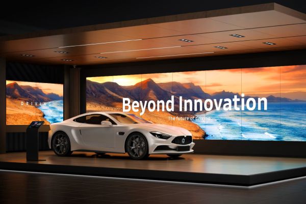 videowall maxi in showroom concessionaria auto
