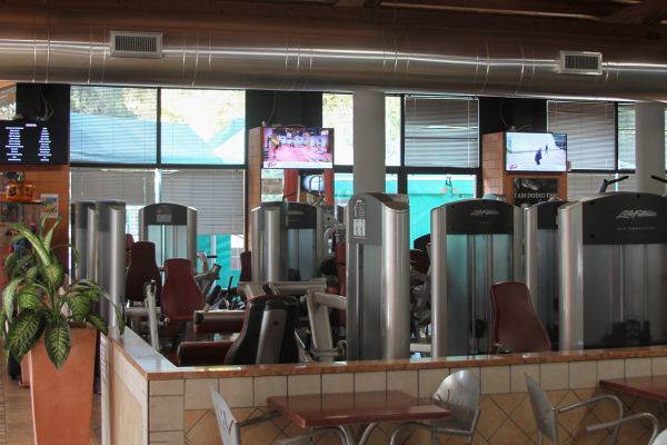 display signage interno alla palestra fitness