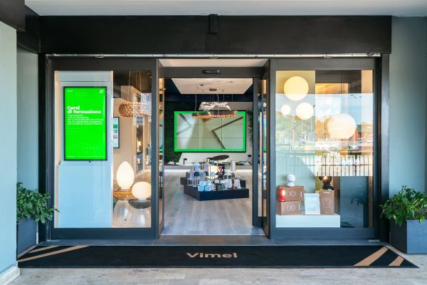 Vimel Srl: soluzioni Digital Signage per il nuovo showroom