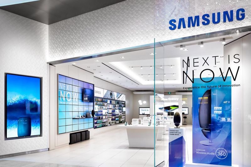 vetrine digitali con display signage samsung